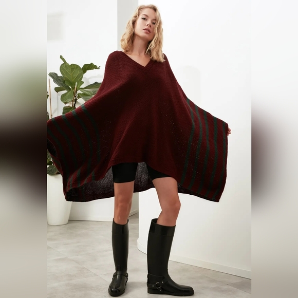 Trendyol Poncho Knitwear Sweater - Picture 2 of 8